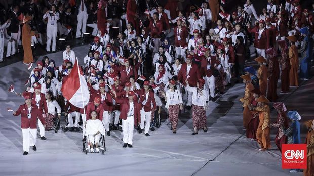 Kontingen Indonesia keluar terakhir pada defile Asian Para Games 2018. (