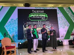 Cuma Nabung Rp 35 Ribu, Driver Ojek Online Ini Bisa Umroh