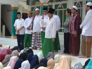Sandiaga Kritik Anggaran Pertemuan IMF di Bali Sandiaga Kritik Anggaran Pertemuan IMF di Bali