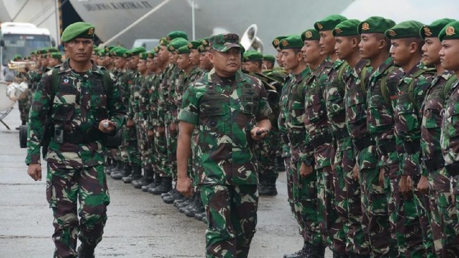 300 Prajurit TNI dari Kaltim Dikirim ke Sulteng Bantu Rehabilitasi 300 Prajurit TNI dari Kaltim Dikirim ke Sulteng Bantu Rehabilitasi