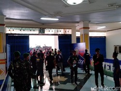 Tiba di Stadion Kanjuruhan, Pemain dan Official Persebaya Dibawa Rantis