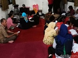 Pemkot Surabaya Tampung Korban Gempa Palu-Donggala