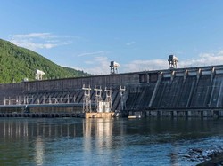 PLTA Kayan Bisa Hasilkan Listrik dengan Tarif Lebih Murah dari China