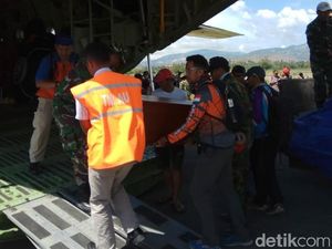 Tiba di Malang, Jenazah Dua Atlet Paralayang Langsung Dimakamkan Tiba di Malang, Jenazah Dua Atlet Paralayang Langsung Dimakamkan