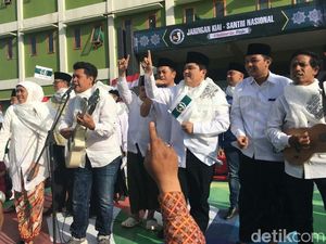 Hoax Ratna Sarumpaet Terbongkar, Erick Thohir: Allah SWT Maha Tahu Hoax Ratna Sarumpaet Terbongkar, Erick Thohir: Allah SWT Maha Tahu