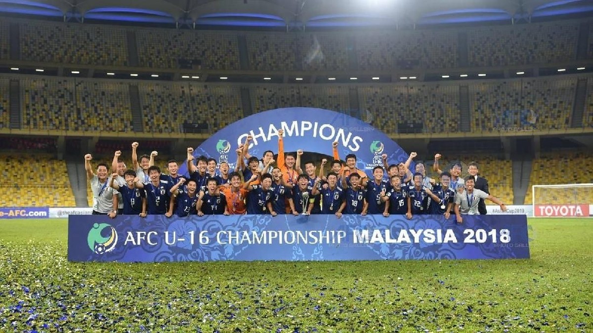 Timnas Jepang U-16 keluar sebagai juara Piala Asia U-16 2018 usai mengalahkan Tajikistan 1-0 di final, Minggu (7/10/2018). (Foto: Adam Aidil Padali/AFC)