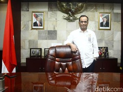 Budi Karya: Aturan Taksi Online di Singapura Lebih Ketat Dibanding RI