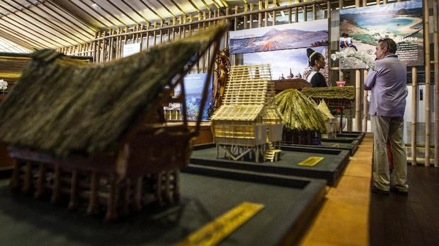 Indonesia Pavilion adalah pameran kebudayaan dan infrastruktur Indonesia di Pertemuan Tahunan IMF. 