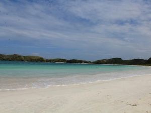 Siapa yang Kangen Pantai Cantik di Lombok Ini?