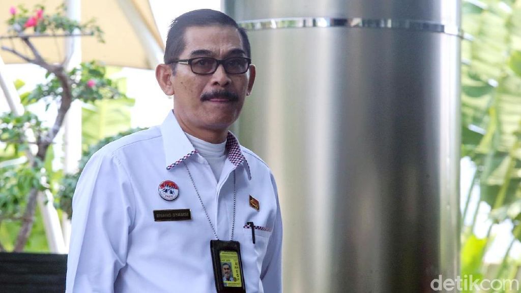 Kepala Kantor Imigrasi Soetta Penuhi Panggilan KPK Kepala Kantor Imigrasi Soetta Penuhi Panggilan KPK