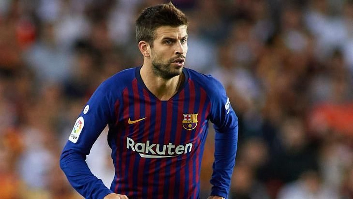 Performa Gerard Pique disorot setelah Barcelona kembali gagal menang (Foto: Manuel Queimadelos Alonso/Getty Images)