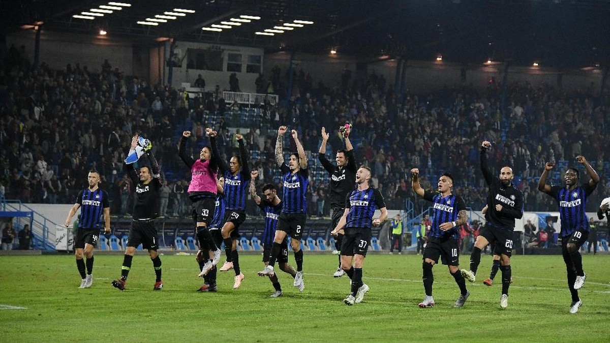 Inter Milan akan melakoni laga derby kontra AC Milan dengan modal enam kemenangan beruntun. (Foto: Alberto Lingria/REUTERS)