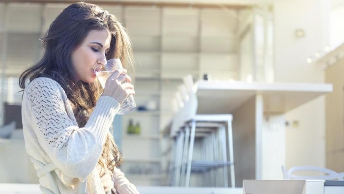 Hyperhidrosisi yakni kondisi badan berkeringat secara berlebihan. (Foto: Istock) Hyperhidrosisi yakni kondisi badan berkeringat secara berlebihan. (Foto: Istock)