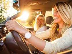 Baru Punya Mobil? Pastikan Ini Ada di Dalam Mobil