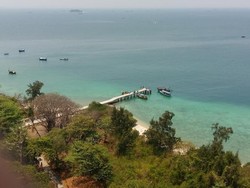 Belajar Sejarah di Pantai Cantik Jakarta, Penasaran?