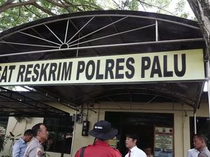 12 Penyebar Hoaks Tsunami Palu di Facebook Ditangkap Polisi 12 Penyebar Hoaks Tsunami Palu di Facebook Ditangkap Polisi
