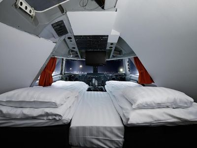 Beginilah Kalau Pesawat Jadi Hostel