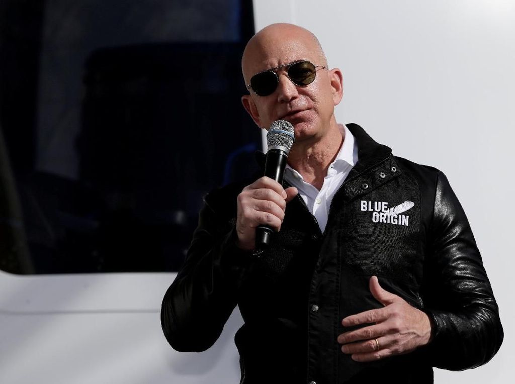 Astronot NASA: Jeff Bezos Lebih Baik dari Elon Musk Astronot NASA: Jeff Bezos Lebih Baik dari Elon Musk