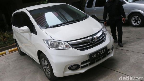 Mobil Ahmad Fathonah Bakal Dilelang