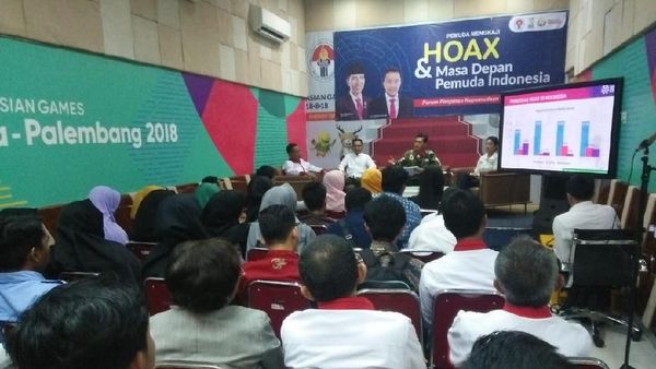 Kemenpora Gelar Diskusi Hoax dan Masa Depan Pemuda