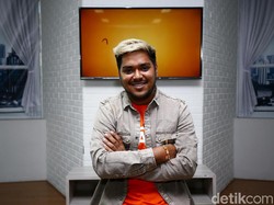 Ahmad Abdul Tampil Beda dengan Single Barunya Coming Home