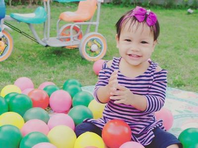 Kenalan dengan Sarahza, Cucu Amien Rais yang Menggemaskan
