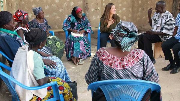 Melinda Gates, Sosok Sederhana dengan Segudang Aktivitas Sosial