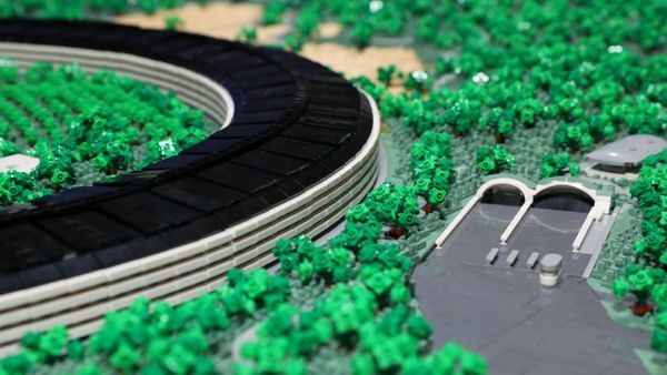 Keren! Replika Markas Utama Apple Terbuat dari Lego