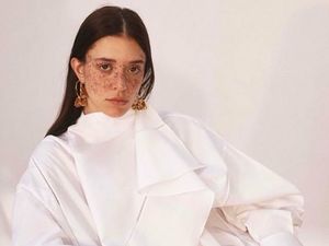 Kecantikan Tak Biasa dari Wanita Berwajah Penuh Bintik