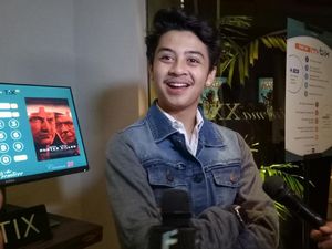 Bastian Steel Disorot Telanjang Dada di Bali, Ibunda Geram Bastian Steel Disorot Telanjang Dada di Bali, Ibunda Geram