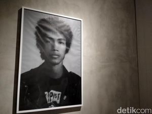 Agan Harahap Ngaku Spontan Bikin Jokowi Punk Tercoret Agan Harahap Ngaku Spontan Bikin Jokowi Punk Tercoret