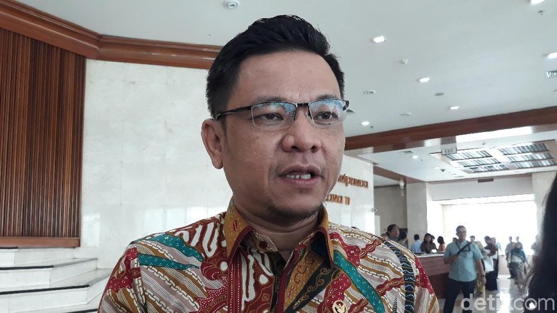Golkar Gelar Rapat Bahas Erwin Aksa yang Merapat ke Prabowo-Sandiaga