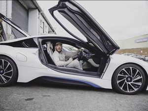 Koleksi Mobil Mewah Conor McGregor Cuma Sponsor? Koleksi Mobil Mewah Conor McGregor Cuma Sponsor?