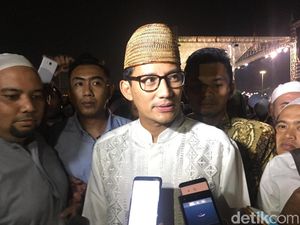 Sandiaga: Doa di Tablig Akbar untuk Kepulihan Sulawesi Tengah Sandiaga: Doa di Tablig Akbar untuk Kepulihan Sulawesi Tengah