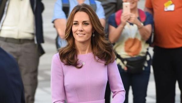 Foto: Kate Middleton Eksis Lagi dengan Gaun Daur Ulang
