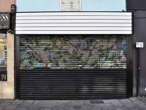 Ini Mural Pertama Banksy yang Dibuat Era 90-an