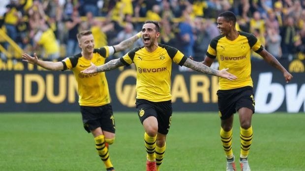 Paco Alcacer Hidup Lagi di Dortmund