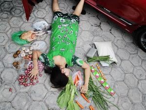 Bukan Berhambur Uang, Netizen Ikut #fallingstarchallenge Pakai Makanan hingga Panci