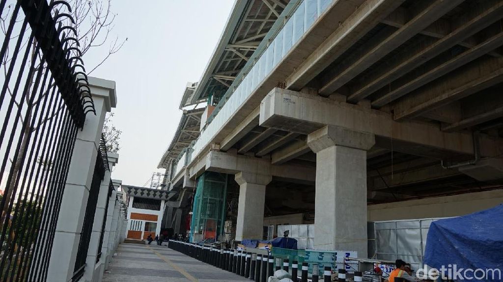 Penampakan Proyek LRT Velodrome-Kelapa Gading Penampakan Proyek LRT Velodrome-Kelapa Gading