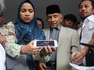Cerita Amien Rais Disuguhi Gudeg Saat Diperiksa Polisi Cerita Amien Rais Disuguhi Gudeg Saat Diperiksa Polisi