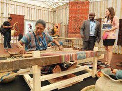 70% Bahan Baku Impor, Industri Tenun Tertekan Jika Dolar AS Tinggi