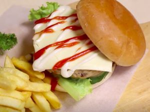 Resep Burger Oncom, Paduan Legit Menu Asing dan Indonesia