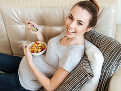 11 Buah yang Bagus untuk Ibu Hamil, Catat Bun!