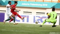Sejumlah peluang Indonesia mampu dimentahkan oleh kiper Arab Saudi.
