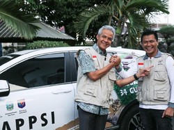 Ganjar Tantang Para Gubernur Cap Jempol Darah untuk Tidak Korupsi