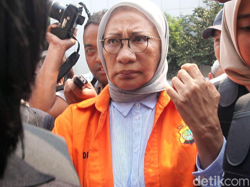 Polisi Panggil Asisten Ratna Sarumpaet soal Kasus Hoax Penganiayaan Polisi Panggil Asisten Ratna Sarumpaet soal Kasus Hoax Penganiayaan