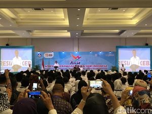 Jokowi Bertemu dengan Siswa AKSI dan Guru Sastra di Bogor