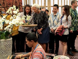 Tenun Maumere Jadi Primadona di Pertemuan IMF-WB 2018 Bali