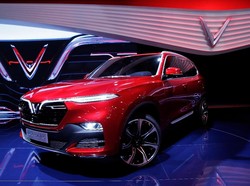 Jajal Mobnas Vietnam, Mahathir Mohamad: Kayak Mobil Listrik