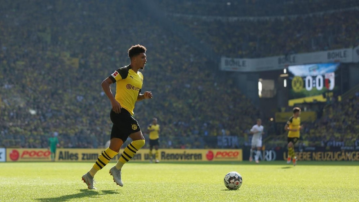 Pemain Inggris, Jadon Sanch, saat membela Borussia Dortmund. (Foto: Leon Kuegeler/Reuters)
